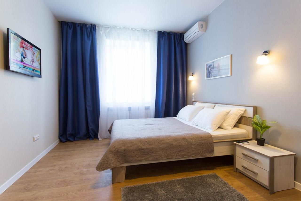New Studio, Metro Yaroslava Mudroho And Universytet - Chernyshevska Str 95-3 Kharkov Luaran gambar