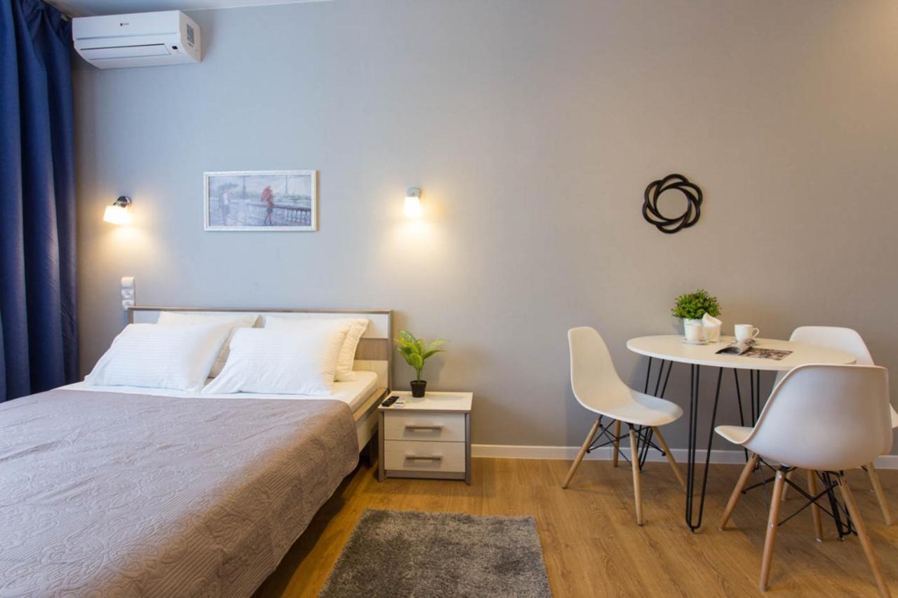 New Studio, Metro Yaroslava Mudroho And Universytet - Chernyshevska Str 95-3 Kharkov Luaran gambar